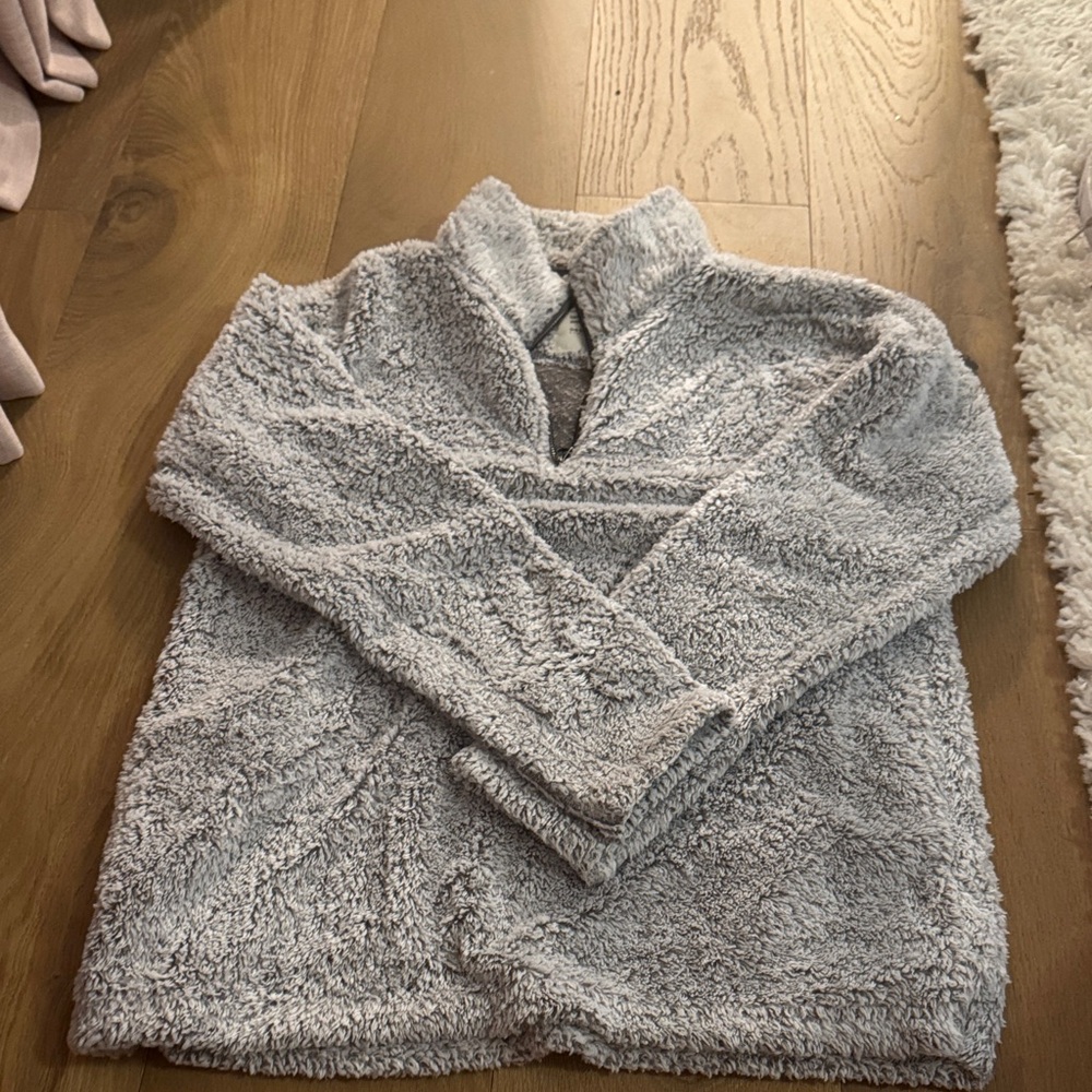 Dylan Gray Fleece Sweatshirt